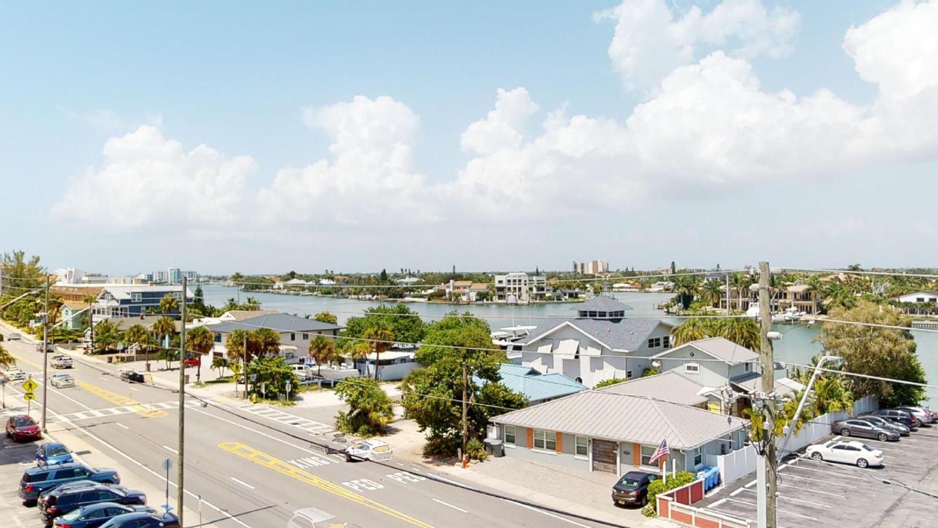 Island Inn Beach Resort St. Pete Beach Extérieur photo